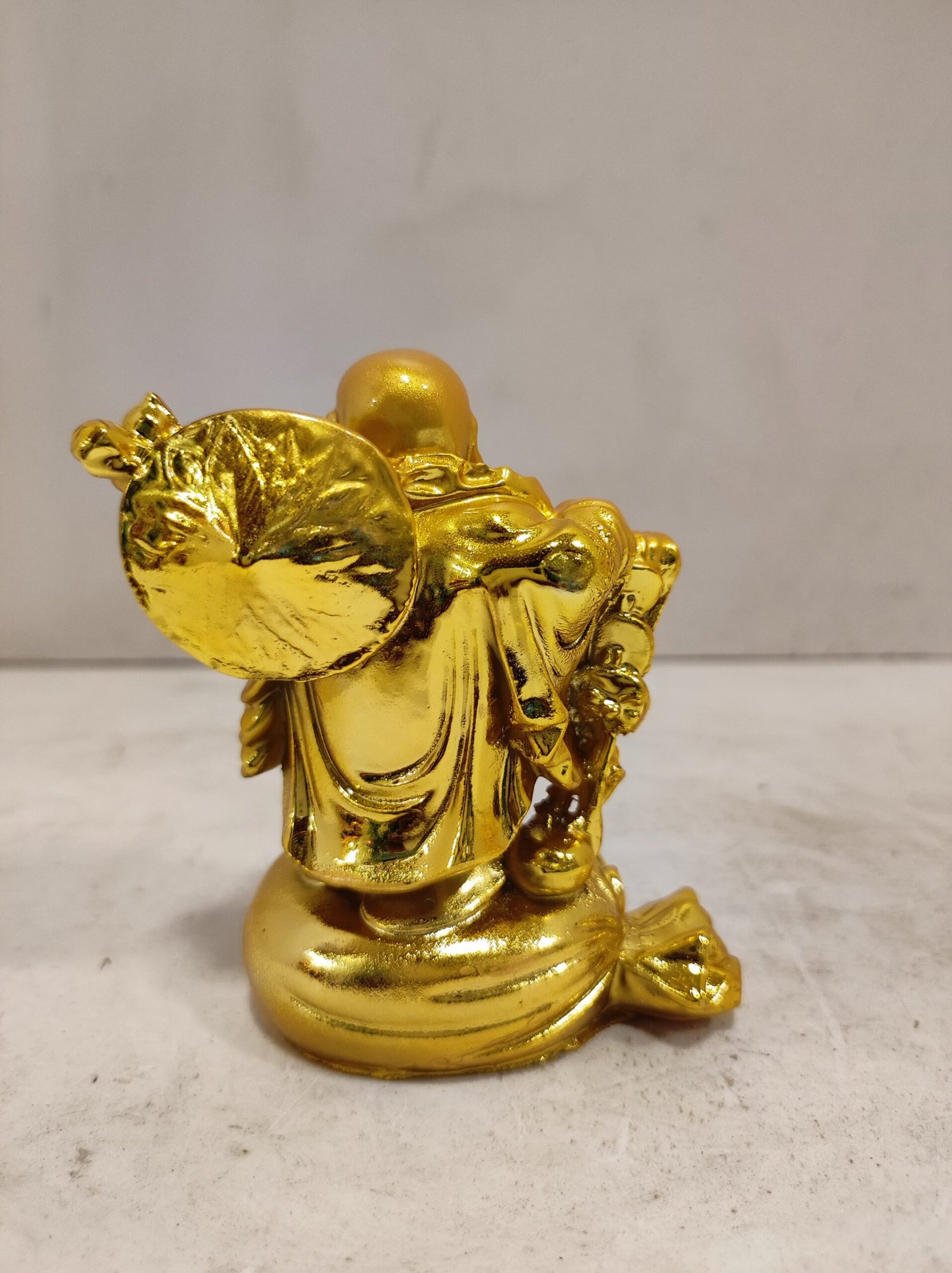 Fengshui golden laughing buddha on sack - Image 2