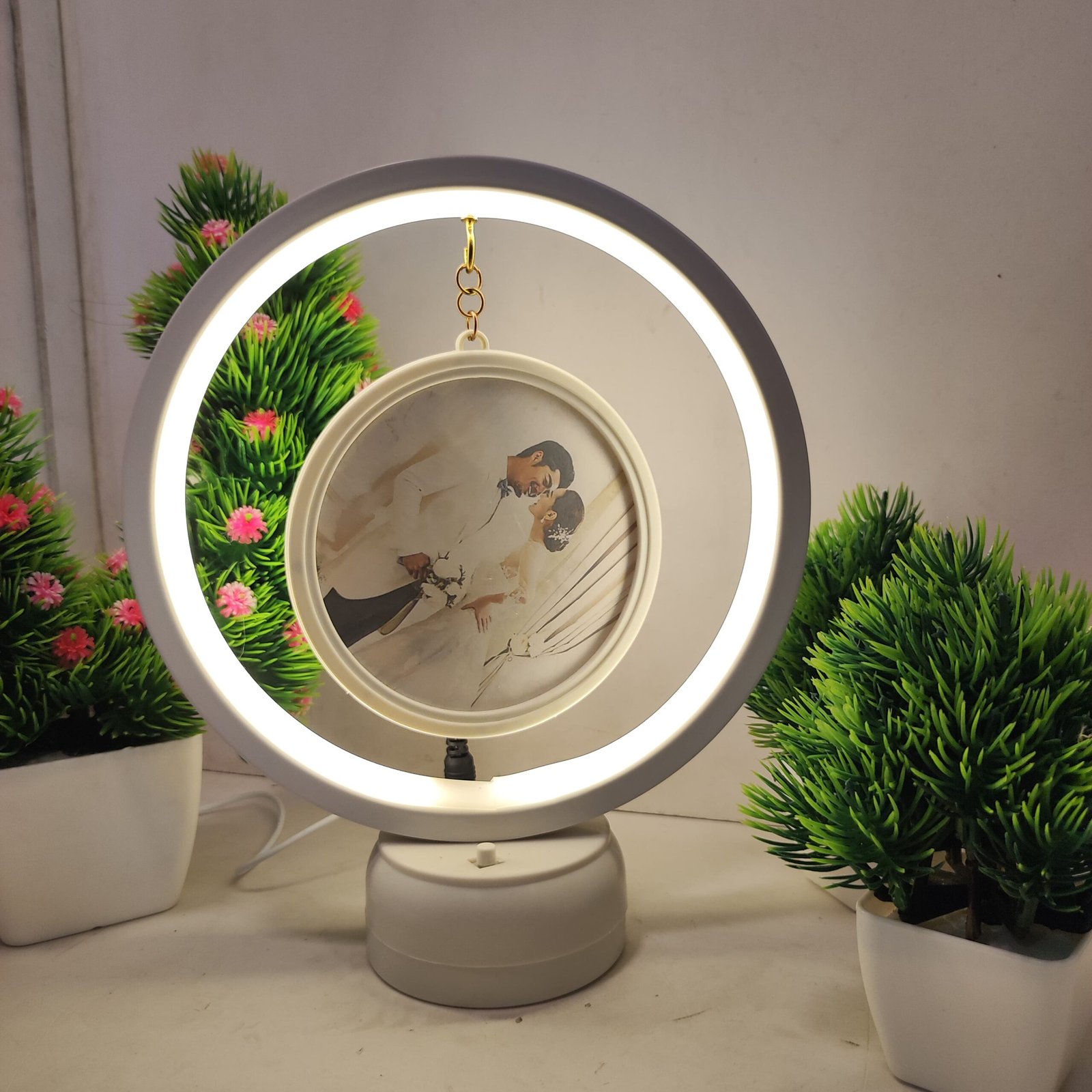 Photo lamp for table decor