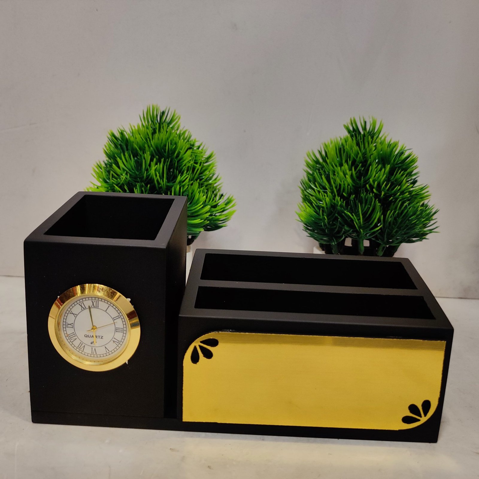 Premium Pen Card Holder/ Pen Holder with clock 17 cm (J-608)