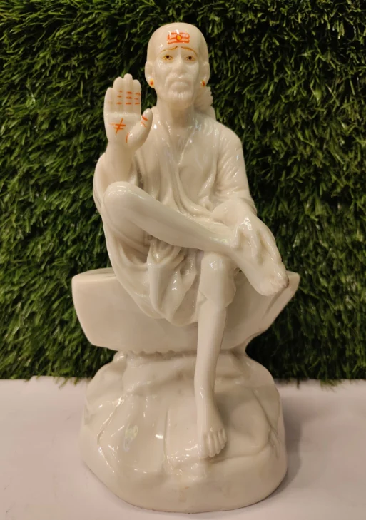 Blessing Shirdi Sai Baba Idol – 7.5 Inch