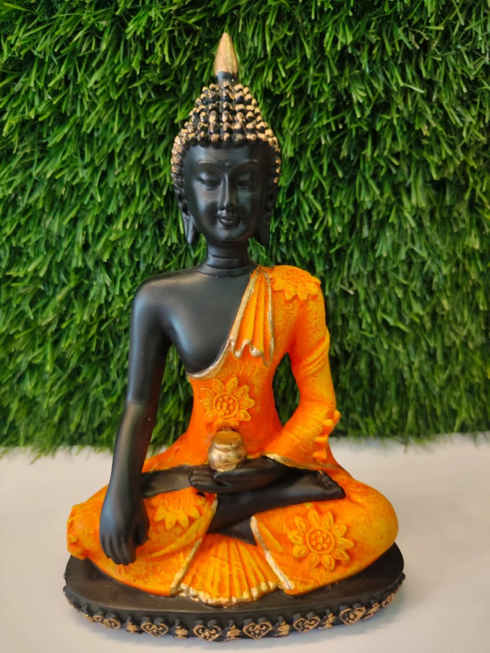 Meditating buddha idol - Image 4